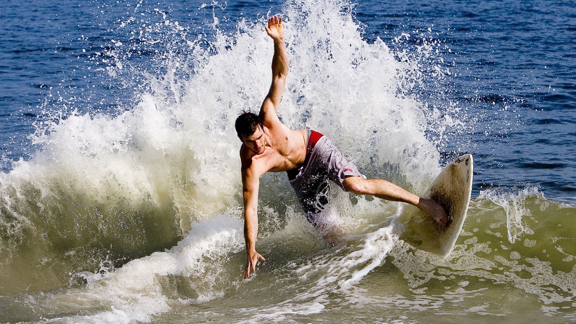 “未来领跑者”青少年篮球明星专项训练营在上海持续火热,助推行业发展